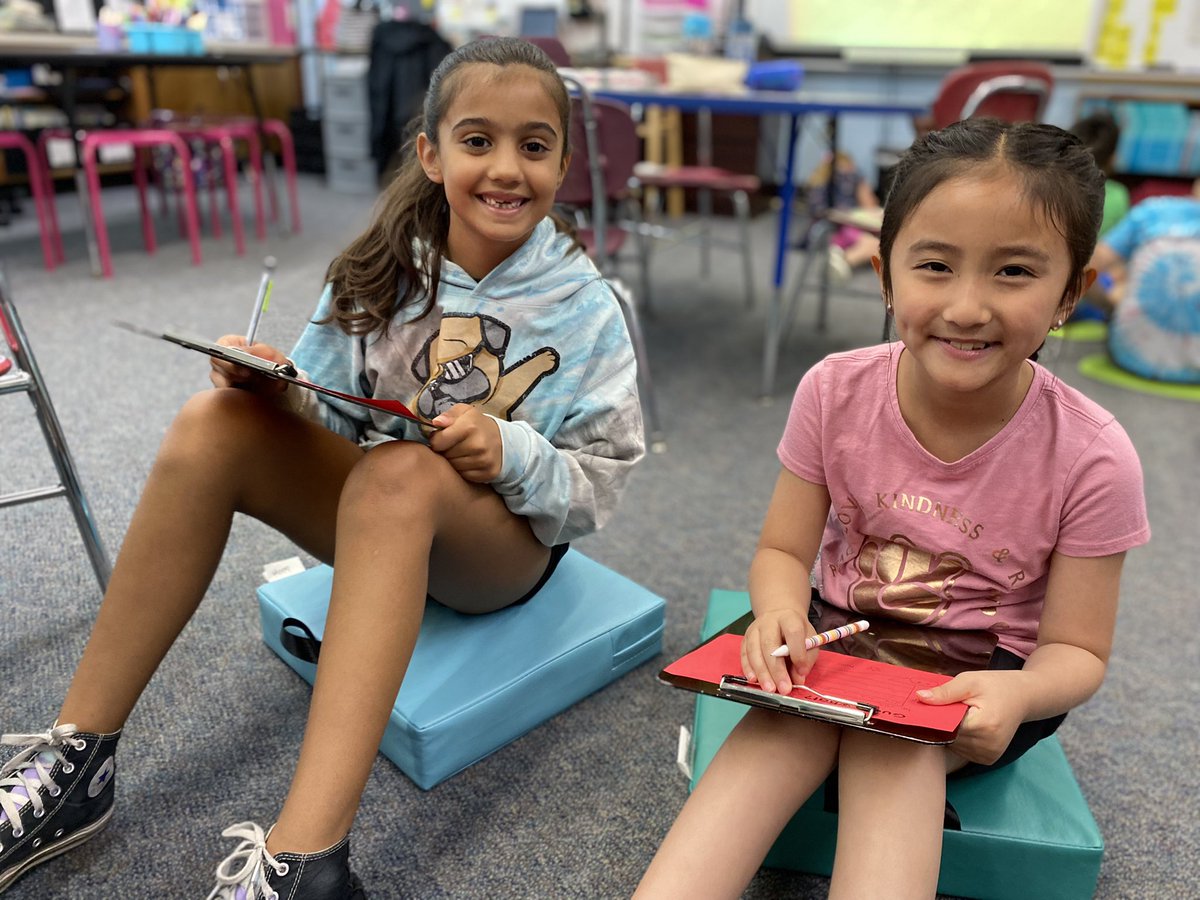 Hopp2nd's tweet photo. The class LOVES the new flexible seating, compliments of the SHSP grant!! Thank you so much!! @MOSandshore @Jen1Curry @kristymc24 @theshsp https://t.co/mIkIk56VpZ