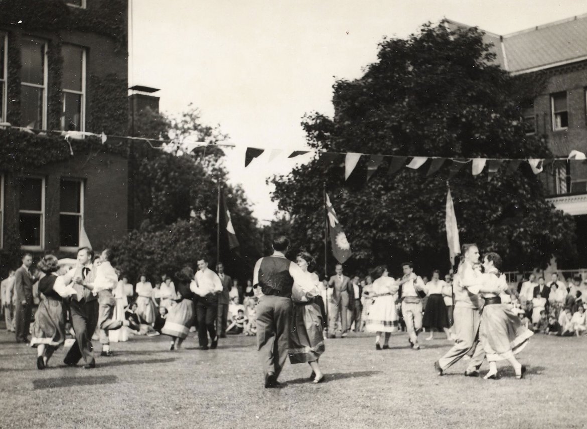 Fitchburg_State's tweet photo. Hope you are ready to celebrate Memorial Day weekend! Celebrate like these Falcons did back in 1940. #FalconFlashback #fitchburgstate #FalconFlashbackFriday https://t.co/jsloQSOC34