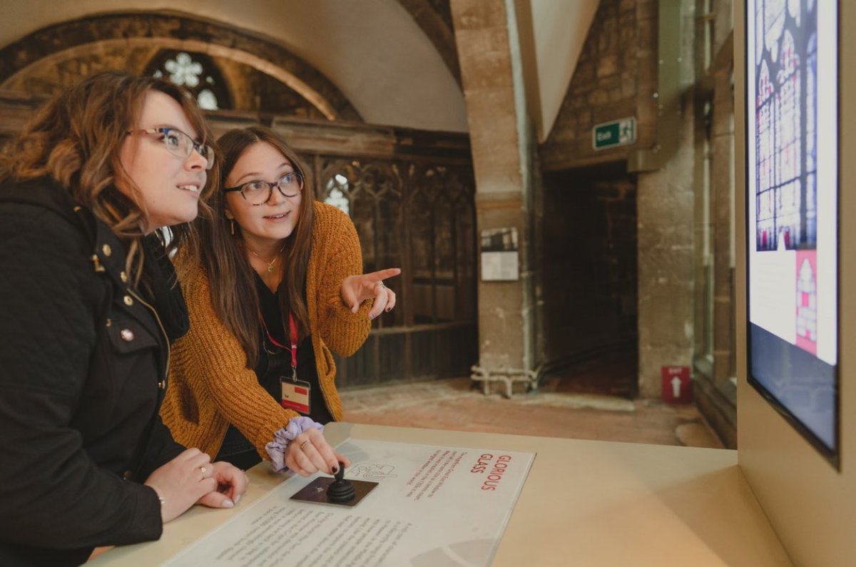 Are you looking to get a fantastic start to your career in communications, development or project management? 👀

The Cathedral is searching for a Development Intern, whilst <a href="/GlosDioc/">The Diocese of Gloucester</a> are looking for an Assistant Communications Officer - find out more 👉 bit.ly/3LQtFXx