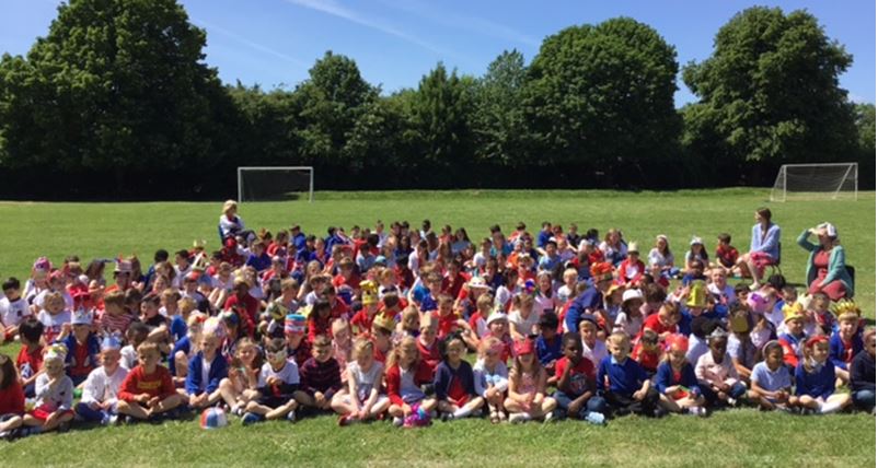 StMarysCPSch's tweet photo. Plenty of Jubilee fun today - Awards Assembly outside, tea party and lots of fantastic artwork! https://t.co/pz4qZrrEeb