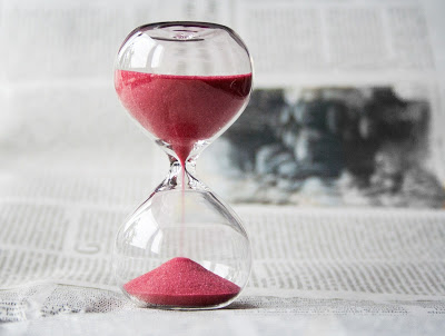 terrywhalin's tweet photo. The Productive Pause by literary agent Debbie Alsdorf (@DebbieAlsdorf) at:  https://t.co/S4xOmv0l03 #writingtip #pubtip https://t.co/tMrC0hF2jX