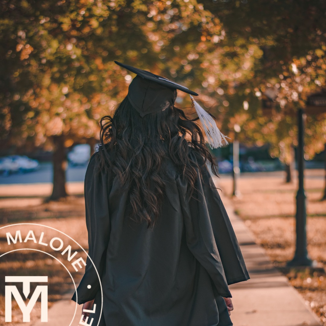 Graduation season is upon us! 🎓
We are offering 3 courses for £30 including a complimentary glass of prosecco at <a href="/GalleryAtMalone/">Gallery Restaurant</a>. 🥂
Celebrate your success in style! 🎉
Learn more and enquire → bit.ly/3yJhg4C

#Graduation #QueensUniversity #BelfastRestaurant