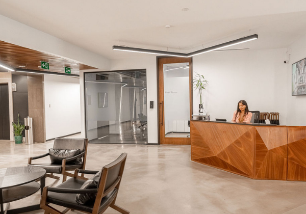 From meeting rooms to mail services, we cover it all so you can hit the ground running. Our team is dedicated to helping you keep your business moving forward with a turnkey office solution. 
​
Schedule a tour to find out how iQ can benefit you and your business.