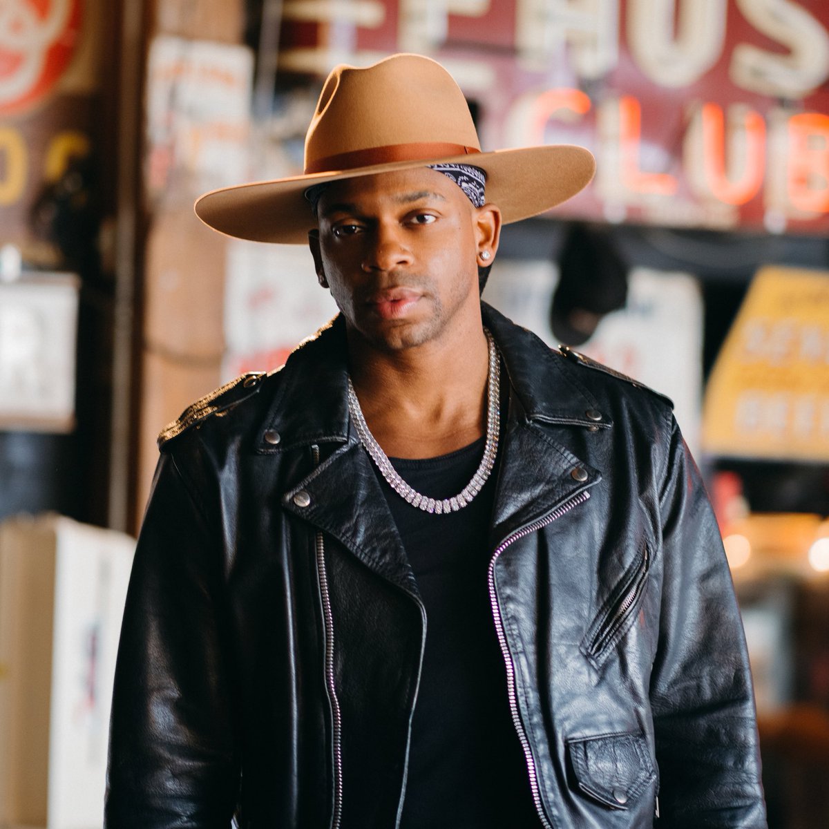 .<a href="/JimmieAllen/">Jimmie Allen</a> will release his new album titled ‘Tulip Drive’ featuring collaborations with <a href="/CeeLoGreen/">CeeLo Green</a>, @TPain, <a href="/JLo/">jlo</a>, <a href="/KtOhh/">KATIE OHH</a>, and his son #Aadyn on Friday, June 24.🌷 #TulipDrive