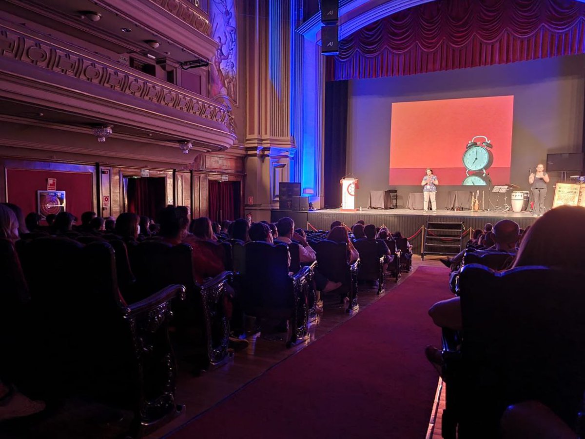 Cerramos la reserva de entradas para la sesión del sábado, pero tenemos muchas más entradas guardadas que podrás recoger en el teatro a lo largo del día #Desgrana8

Entrada gratuita ¡Os esperamos a partir de las 9:45! 
 granada.hablandodeciencia.com