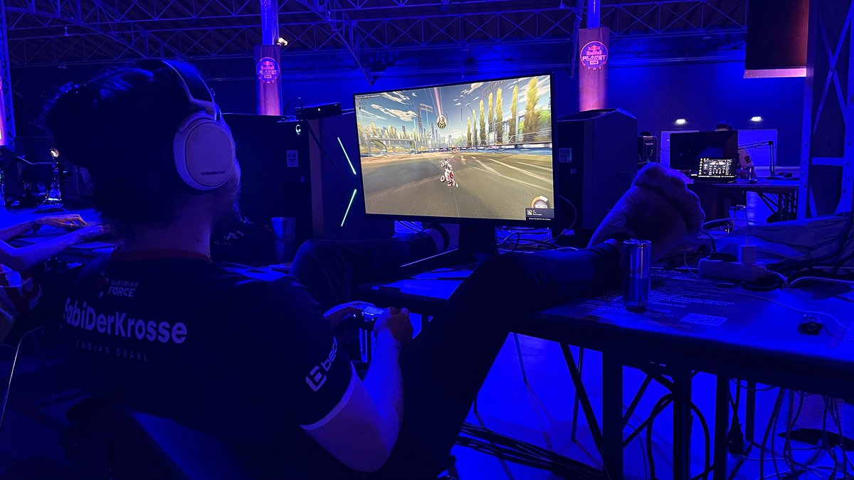 Das Setup von <a href="/FabiDerKrosse/">Fabi</a> überzeugt durch Gemütlichkeit