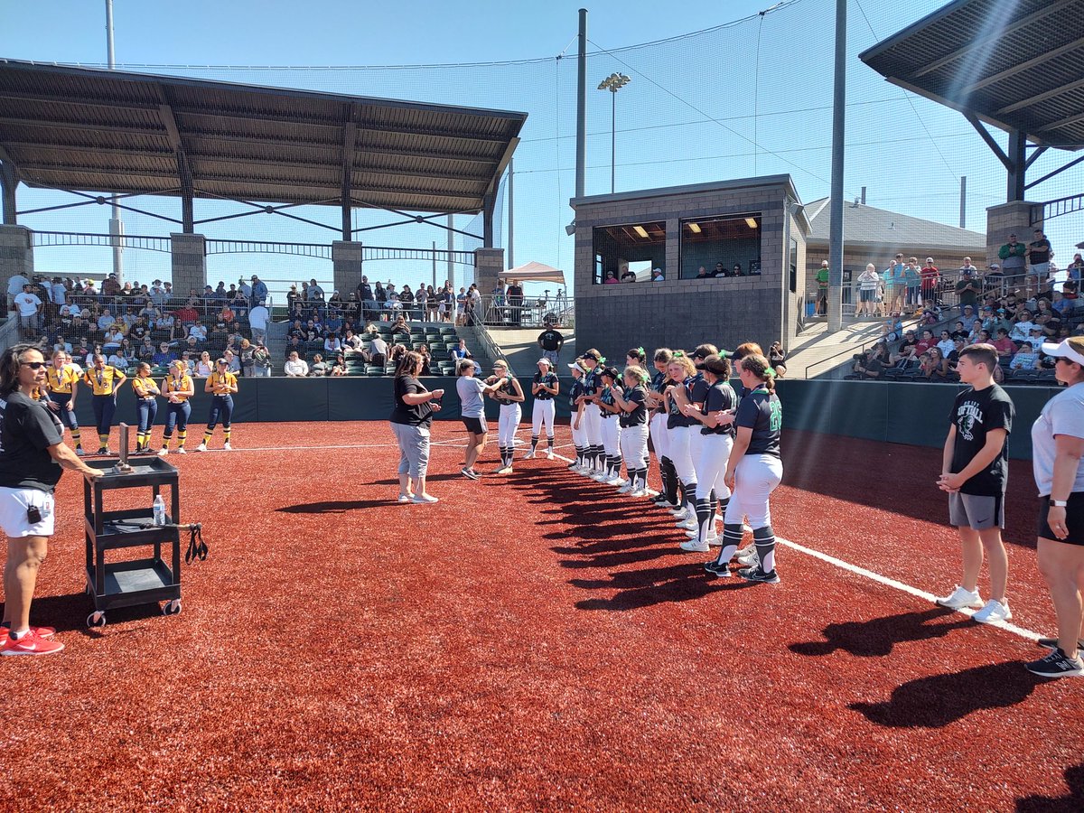 KSHSAA's tweet photo. Congrats to the Derby Panthers on their 3rd place finish in 6A softball. https://t.co/DJHnNxhXVU