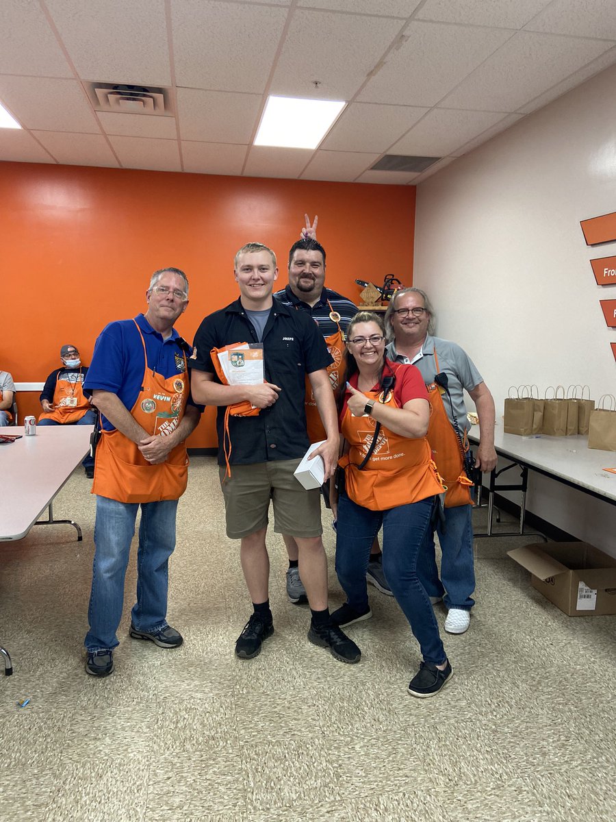 Congratulations Key1 OFR Associate of the Month, Joseph Davis, thank you for living our values and doing great things for our customers!!! 🎊🎉🎉@mmusick77 <a href="/KristinDecker11/">Kristin Decker</a> <a href="/THDKaitlynLake/">Kaitlyn Lake</a> <a href="/FieselMark/">Mark Fiesel</a> @ChristopherInHR @JanisseSudbrock #indyrlc
