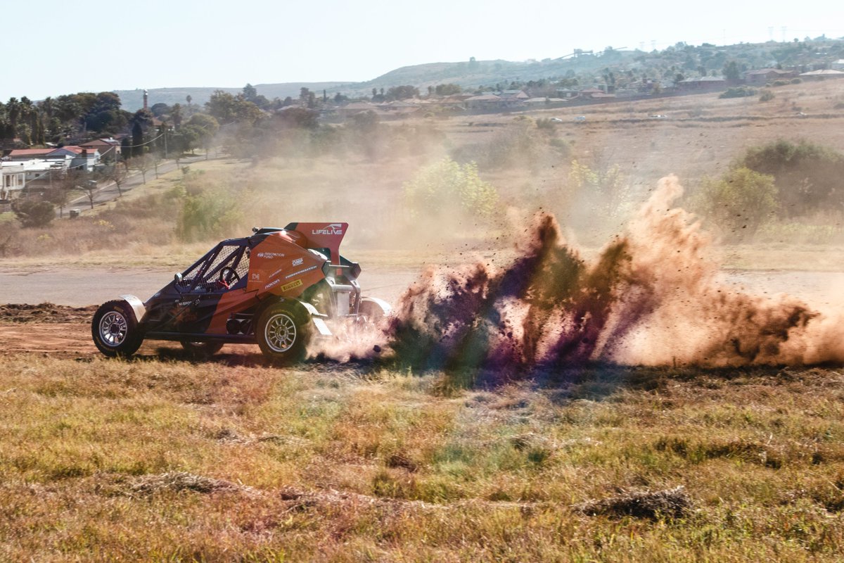 FIARallyStar's tweet photo. β One goal: to #BeTheNextOne!
First stage of the #AfricanFinal is done! βοΈ
Read the recap π https://t.co/teS0HKmDGV
See you tomorrow for more action! πͺ
#RallyStar #RoadToWRC #AfricanFinal #ZwartkopsRaceway https://t.co/O1k7PuGOXE