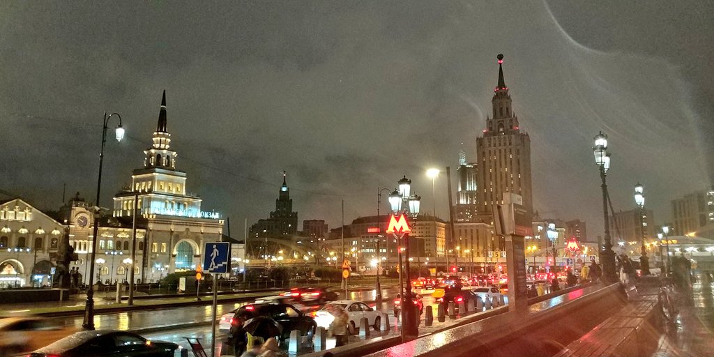 Mary0000's tweet photo. From the nasty rains last night in Moscow with barely any sleep, to fight against the tiredness and grey to finally see warm sun and cover record distance on foot between 7am and midnight today
That with insane atmosphere at #ZENCSK i somehow found strength to return back here https://t.co/YTEbRPXXEn