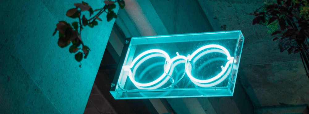 upperjames341's tweet image. Here is an unique way to protect your eyes from blue light:

3for1glasseshamilton.com/blue-light-pro…

#bluelightfilter #bluelightglasses #optic #vision #optometry #3for1 #3for1glasses #hamilton #hamiltonontario #blogpost #happyfriday
