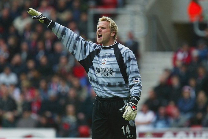 Happy birthday to former Southampton goalkeeper Antti Niemi, who is 5  0  today!  