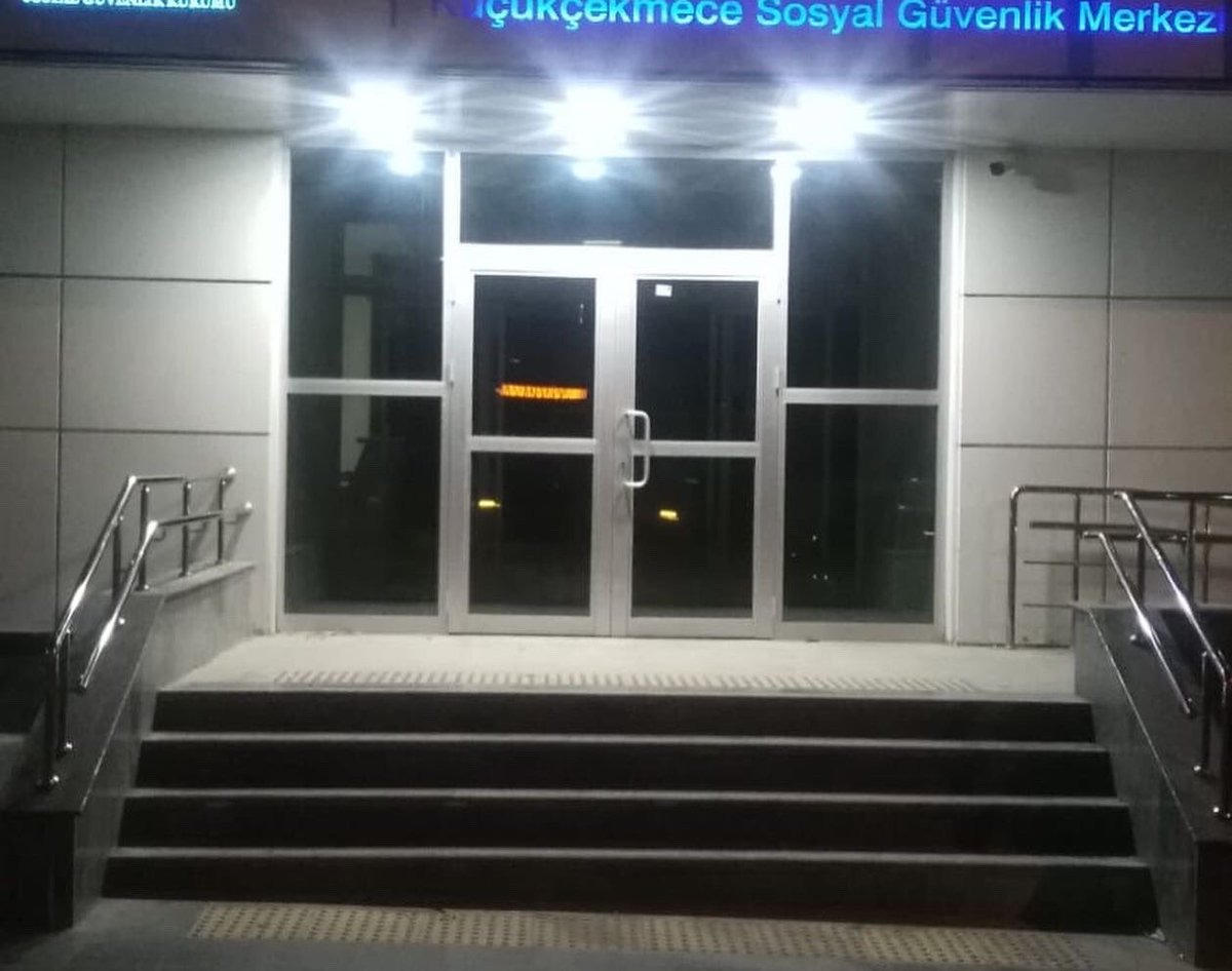 SgmPendik's tweet photo. Küçükçekmece Sosyal Güvenlik Merkezi 30.05.2022 Pazartesi gününden itibaren Merkez Mah. 2. Okul Sok. No:11 Halkalı Küçükçekmece adresinde hizmet vermeye başlayacaktır.

#sgkheryerde 
#sgkherzamanyanınızda

@istanbulsgim @sgksosyalmedya https://t.co/ah7CJWvEeD