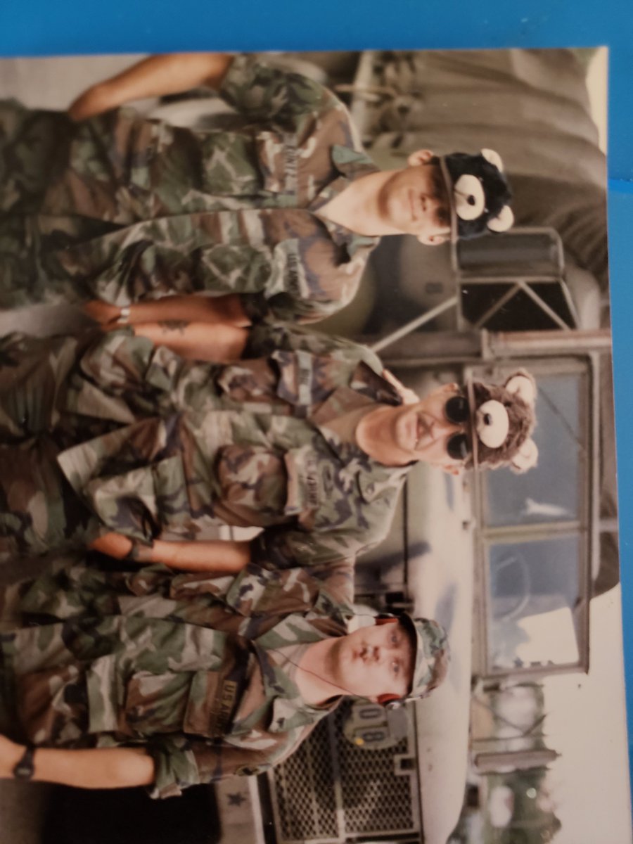 verdaschultz3's tweet photo. Salute to the Fallen Soldiers thank you for serving for our country God bless you all rest in peace and thank you for your service https://t.co/SFWTeXluqd