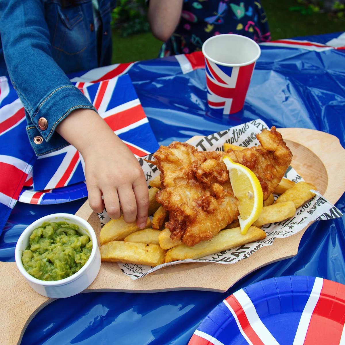 Blakemere Village tweet media