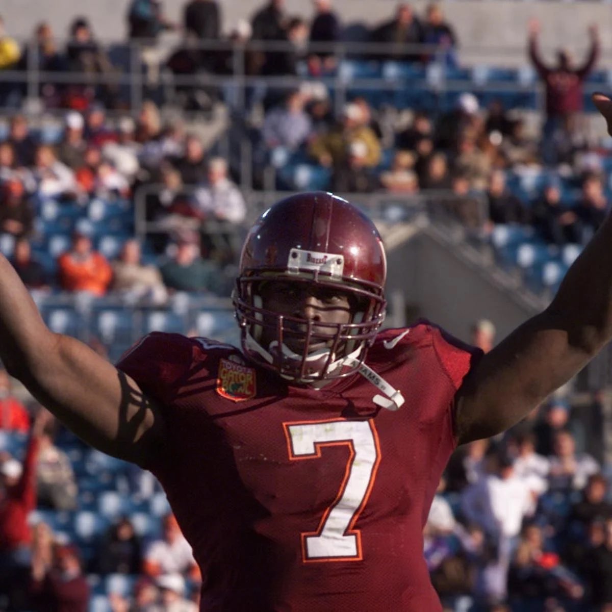 jclarke1_'s tweet photo. Blessed to receive a offer from Virginia Tech @CoachP_eterson @CoachPrioleauVT @HokiesFB @CoachPryVT @Coach_Mines 🦃 #FL2VT #GoHokies #Sparktheflint🥶 https://t.co/0zYFpFIdS4