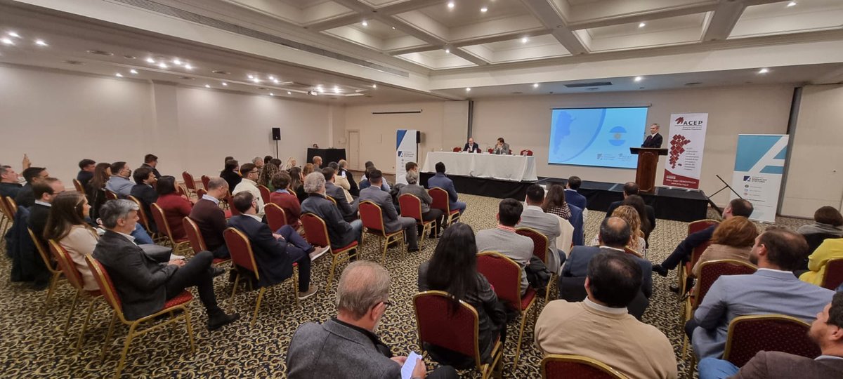 acepnacional's tweet photo. AHORA | Nos encontramos en el hotel Scala de la Ciudad de Buenos Aires, compartiendo una importante actividad c/ referentes de ACEP de todo el país para reflexionar s/ la democracia, analizar sus instituciones, los riesgos que enfrenta, sus retos y las oportunidades que vienen. https://t.co/6TifRtIzbR