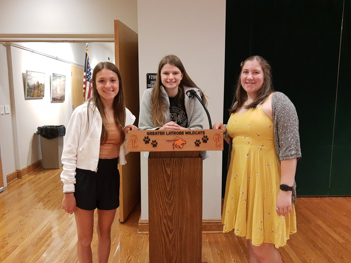 GLSHLibrary's tweet photo. Makerspace Club created new faces for the CSC &amp; Auditorium podiums! Watch for the new looks at upcoming GLSD events. Great job to JJ Amorose, Ben Fearer, Emerson Skatell, Sarah Balega, Kira Florek, Avery Massaro, Sydney Pardee, and the other Ss who contributed. #makerspace https://t.co/bXOwWXE6hO
