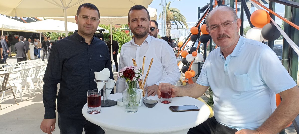 yasinnuluhan's tweet photo. #KONSİAD Başkanımız sayın Kemal Çelik ’in Bakırköy de açmış olduğu #Evdema mağaza açılışına #AKON olarak katılım sağladık hayırlı işler bol kazançlar dileriz. #YasinULUHAN https://t.co/cLluSd7FRo