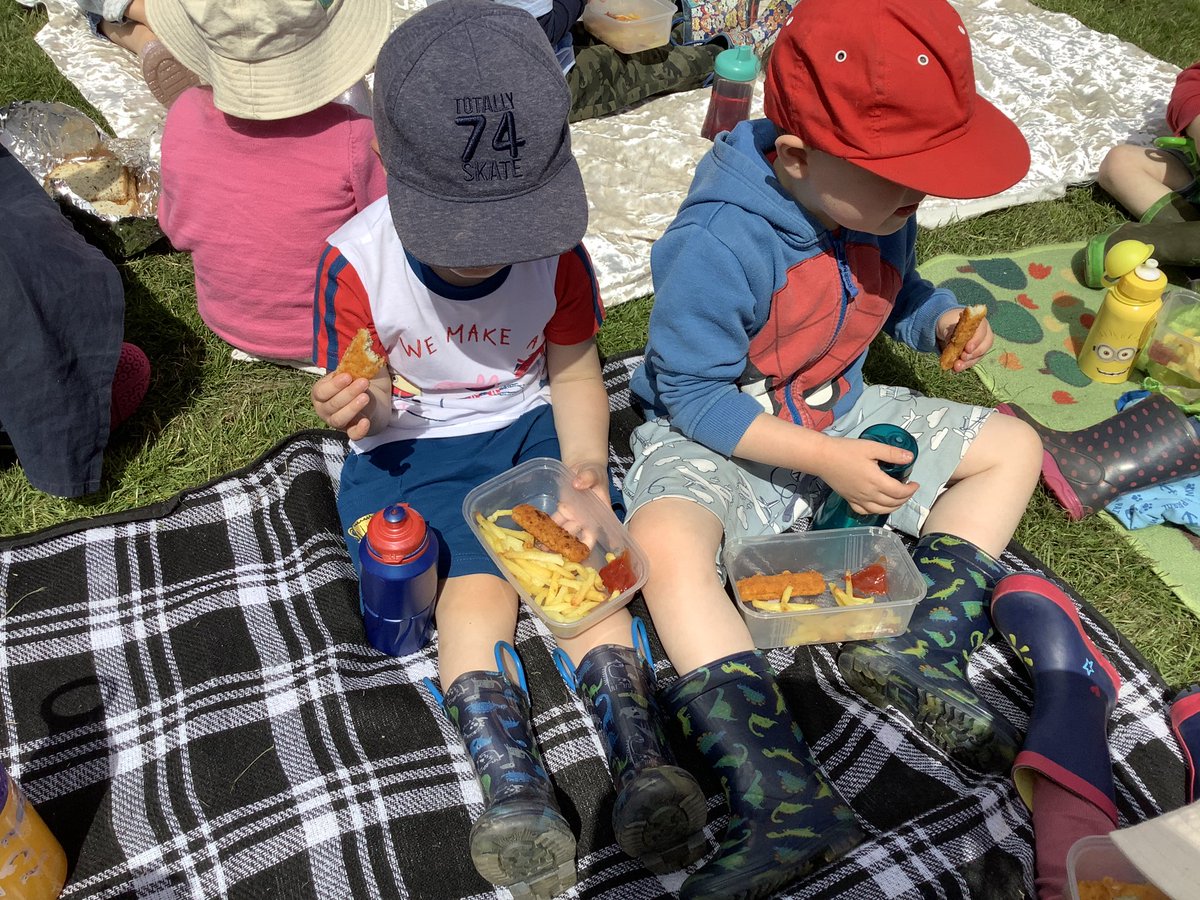 Thankyou <a href="/MadleyPrimarySc/">Madley Primary Schoo</a> for inviting us to join in your Jubilee celebrations. We loved our fish n chip picnic!
