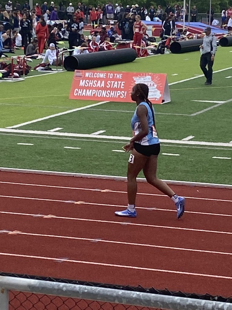 Grandview Bulldogs Track & Field (@gvbulldogstf) on Twitter photo Basketball star turned sprinter, <a href="/Cierrajsmith/">Cierra Smith</a> finishes her SENIOR 100m season with a 12.99 in 100m. Cierra finishes 9th in Class 4! Basketball star turned sprinter, <a href="/Cierrajsmith/">Cierra Smith</a> finishes her SENIOR 100m season with a 12.99 in 100m. Cierra finishes 9th in Class 4!
