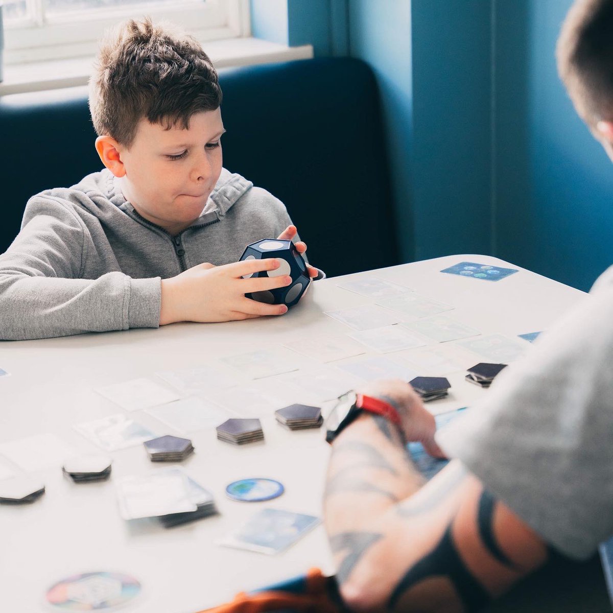 Thinking about stuff to do with the kids over half term? What about a Sheffield Gaming Trail! Kick off <a href="/nvmuk/">The National Videogame Museum</a>, head over the road to <a href="/ExtraLifeGaming/">Extra Life Gaming Lounge</a> for lunch, check out the new <a href="/PatriotGamesLtd/">💙 Patriot Games ❤️</a> venue on Mary St and wrap up with snacks and board games at <a href="/TreehouseBGC/">The Treehouse board game cafe</a> 🎮👾🎲🍽