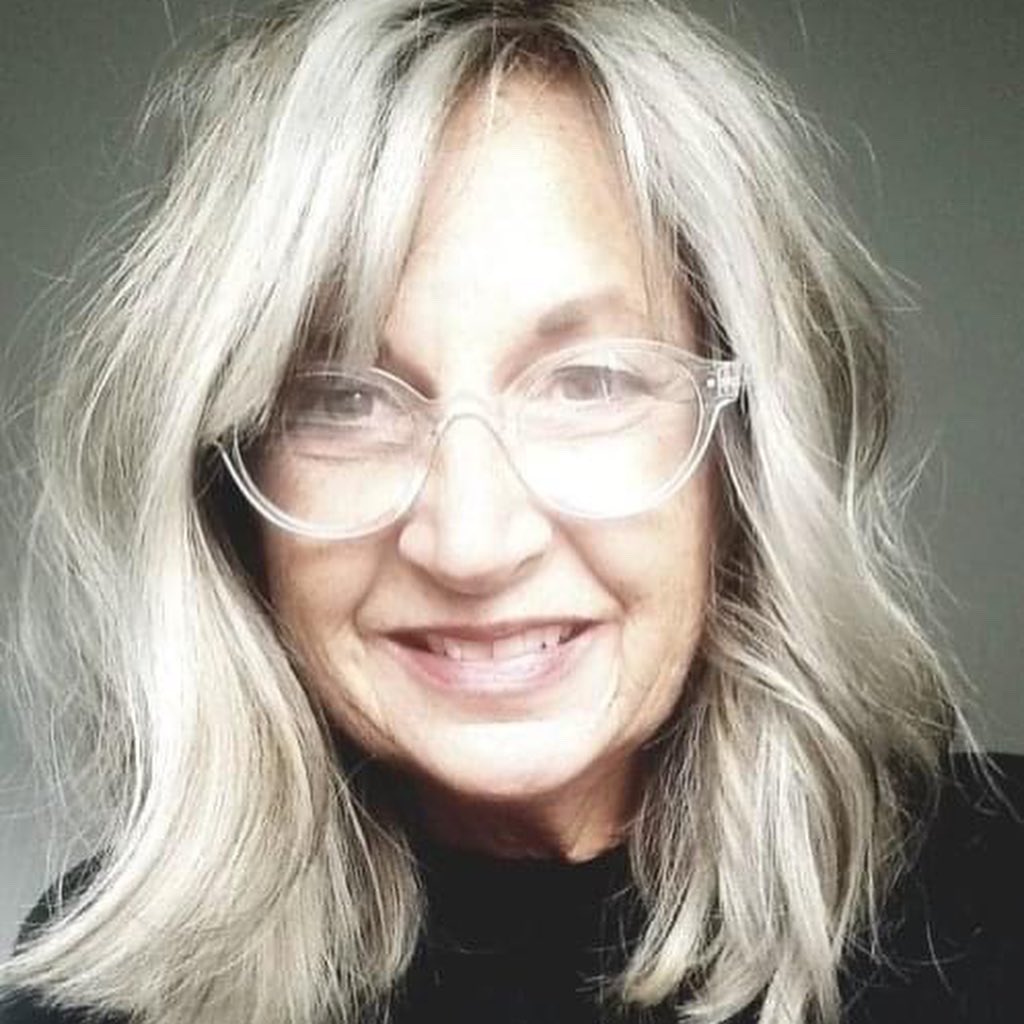 Elizabeth Cyr tweet media