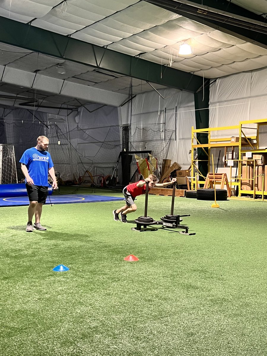 JoshDCarey's tweet photo. A few shots from Max’s workouts this week preparing for @AAUTrackNField Districts on the 4th in Charleston. Super proud of his hard work &amp; determination!! #trackandfield https://t.co/sttd4QlAWT