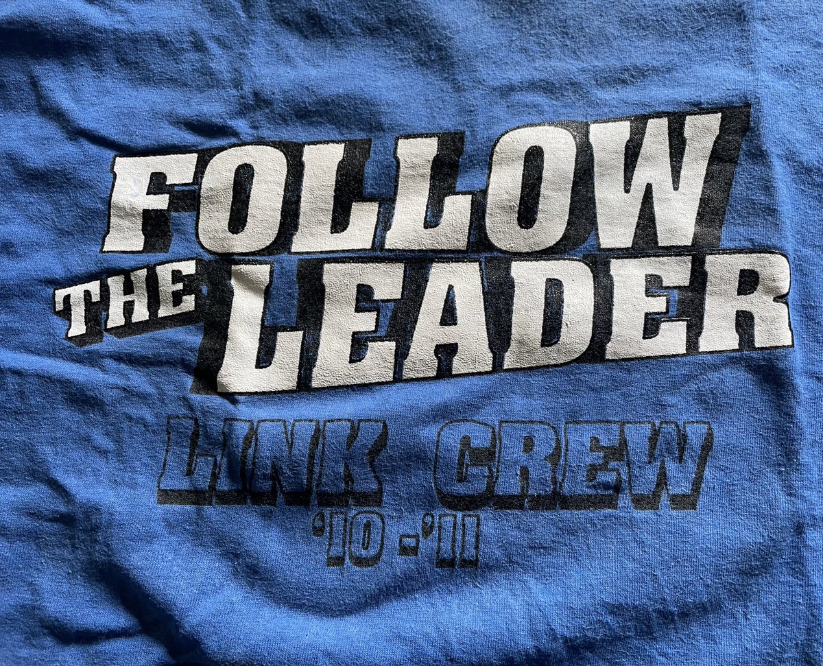 LPHS_Link_Crew's tweet image. Throwback to the very first #LinkLeader shirt at LPHS! 12 years ago this is the shirt that started it all! Where are the #LinkLeaders who wore this shirt today???