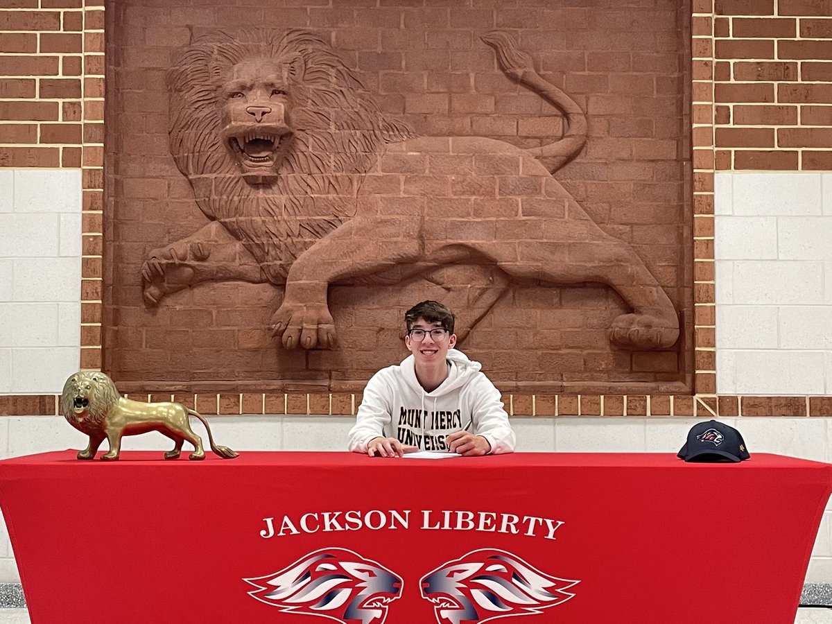 Congrats to Kristina Gunusen and Ayendi Batista both signed with Georgian Court for soccer and Brandon Bohn signed with Mount Mercy for bowling, who go signed National Letters of Intent for athletics. <a href="/JLibAthletics/">Liberty Athletics</a> <a href="/georgiancollege/">Georgian College</a> <a href="/MountMercy/">Mount Mercy University</a>