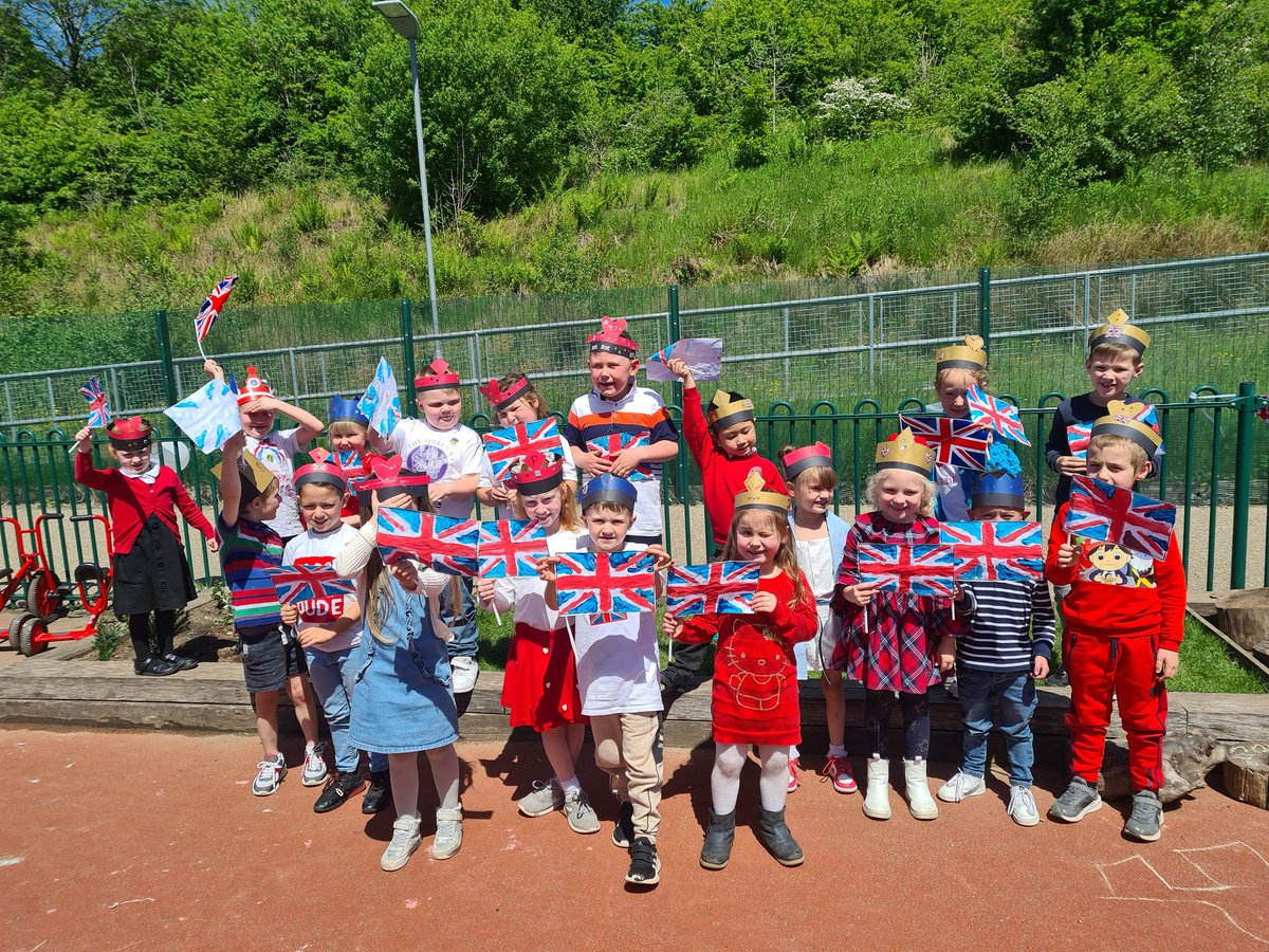 IDS year 7 tweet media