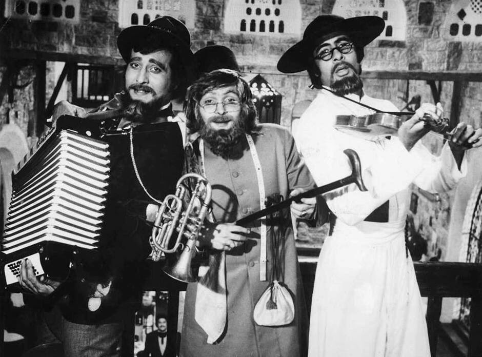 AMAR AKBAR ANTHONY released on this day in 1977.