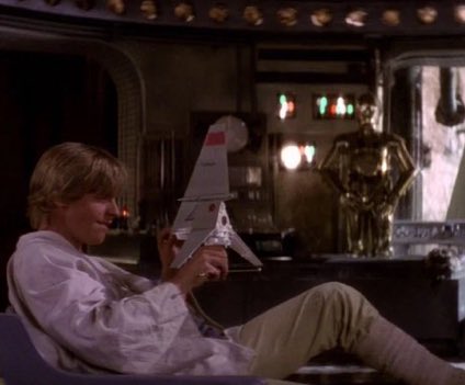 Ağlamıyorum gözüme toz kaçtı... 😭
#ObiWan sen bize neler yaşattın be kral