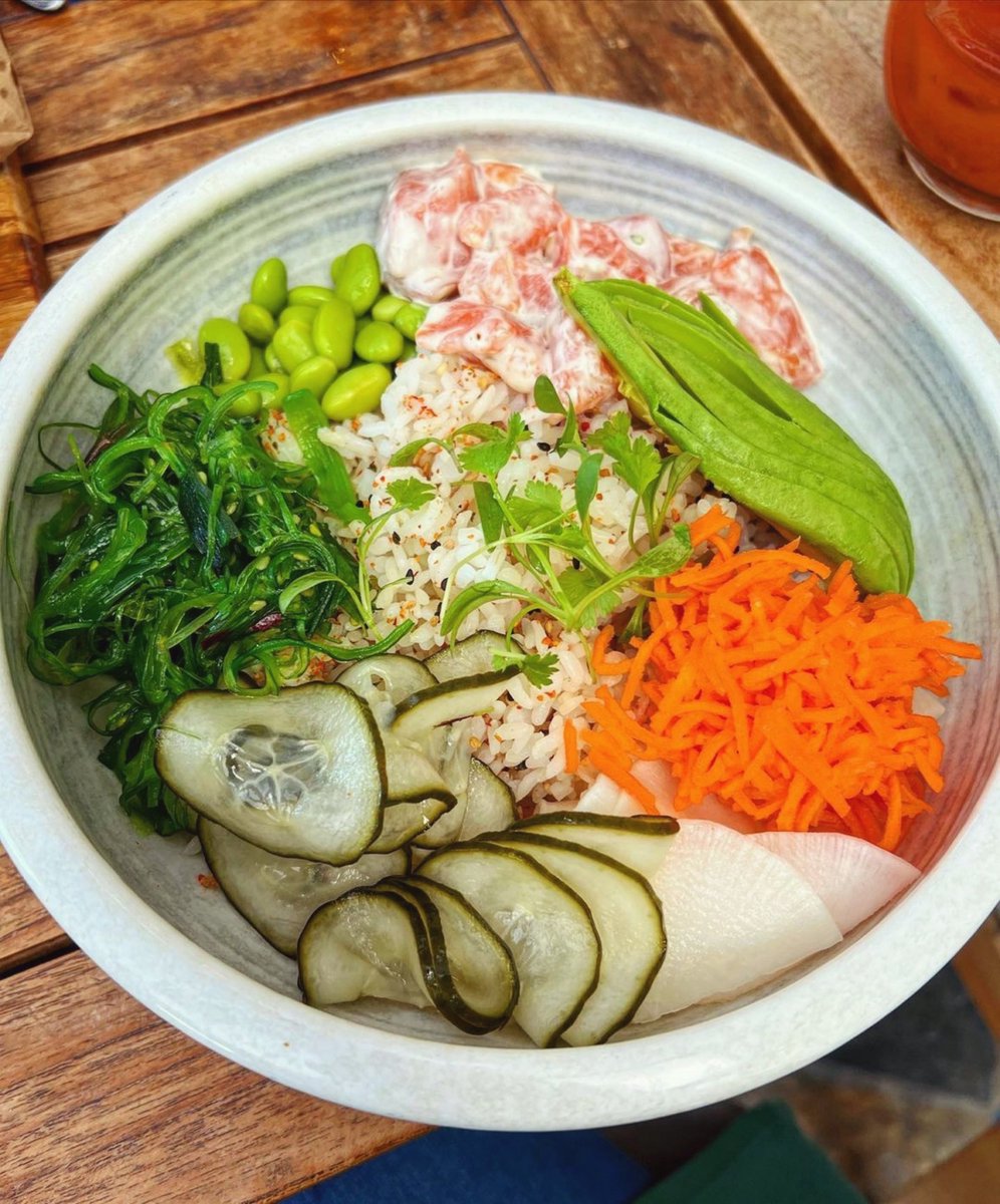 FarmersMarketLA's tweet photo. It's our favorite day of the week again- #FishFriday! Have you tried the poke bowl from #MarketTavern yet? Stop in for lunch before you get you get started on your #MemorialDayWeekend grocery shopping! 📸: #BloodyMaryChick https://t.co/jCSmFsDpzM