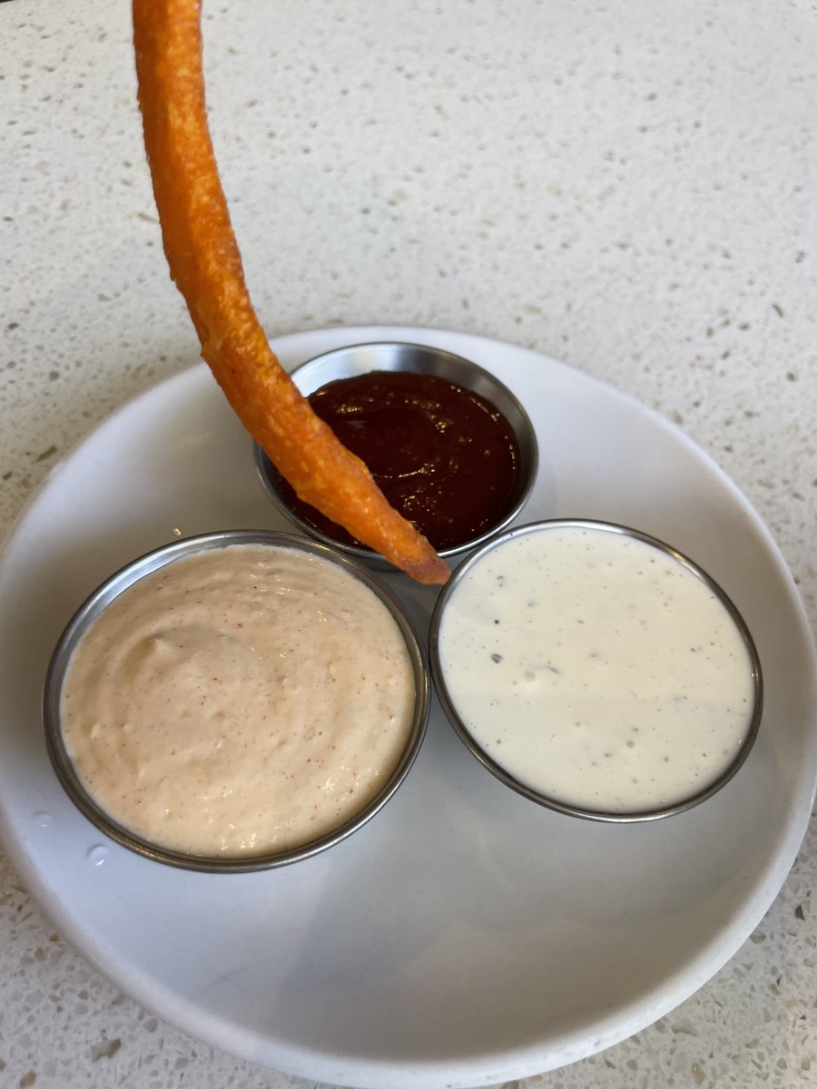 CounterNorCal's tweet photo. Happy FryDay! Which sauce would you dip your fry into- Comment down below ⬇️⬇️⬇️ https://t.co/fMfXr7VZtu
