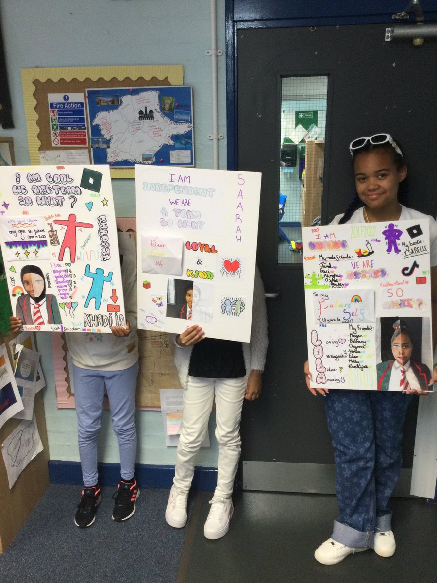FeatherstoneYR6's tweet photo. What a brilliant day we’ve had - a jubilee concert, picnic on the field and ended the day by finishing our legacy boards. Have a wonderful half term 🌞 https://t.co/ZieWnUJWly