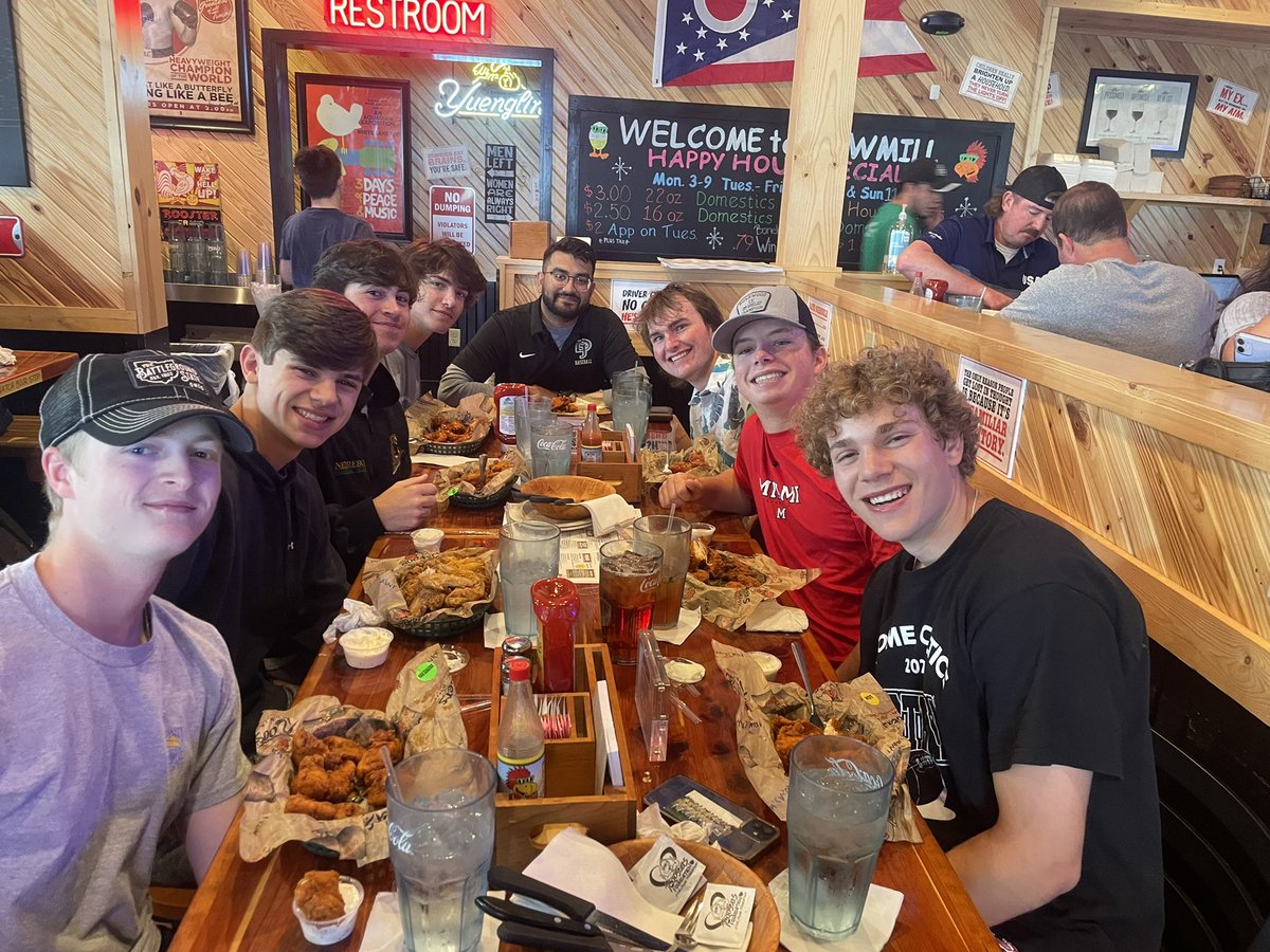 Happy to take the senior baseball players out to my favorite fancy restaurant, it’s just a fun, casual joint. Going to miss these kids, made my year memorable &amp; happy to come to baseball everyday. End of an era. #AteExtraOnBehalfOfAndrewWilliams #CeltsForever #WheresCoachLockwood