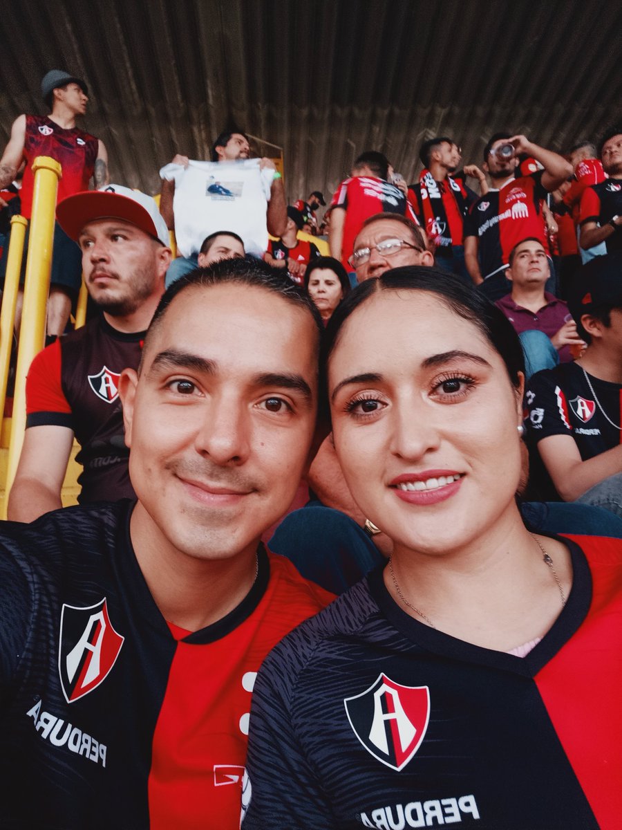 FdoCoronel11's tweet photo. @ProfeAtlas Que gran noche 🔴⚫ https://t.co/5sWLIyPaZ5