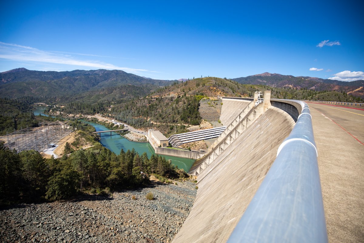 Have you ever been to Shasta Dam? It's free to visit and we guarantee you'll have a dam good time! 😁 

#ChooseRedding #Redding #ReddingCA #ReddingCalifornia #ShastaCascade #UpStateCA #VisitCalifornia #ShastaDam #ShastaLake #Dam #Water #Lake #Explore #Travel #Toruism #Fun