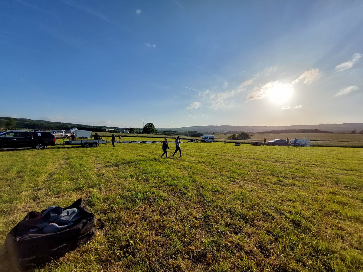 BallooningNoord's tweet photo. Waiting till the wind drop...
#NotHopeFull #BBT2022 #BelgiumBalloonThrophy2022 https://t.co/ZVT5GWZ9TT
