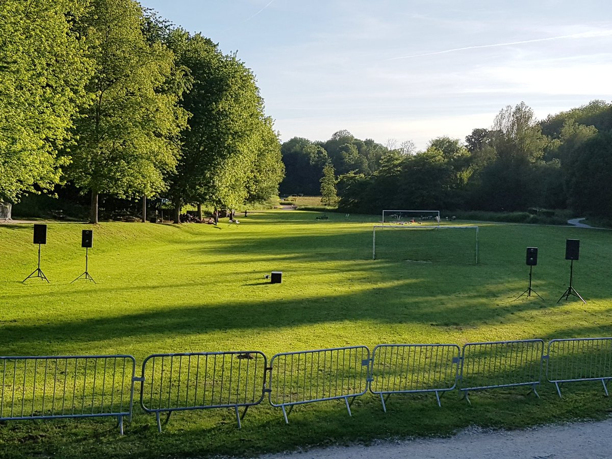 animint's tweet photo. Des choses ont été préparées #MatchDeFoot #OuPas https://t.co/9jRI6CiOwP