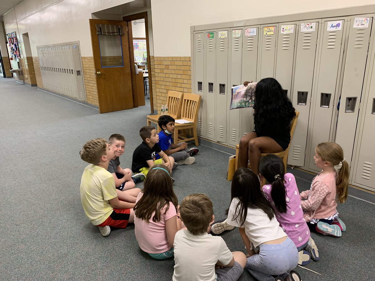 Union School Library tweet media