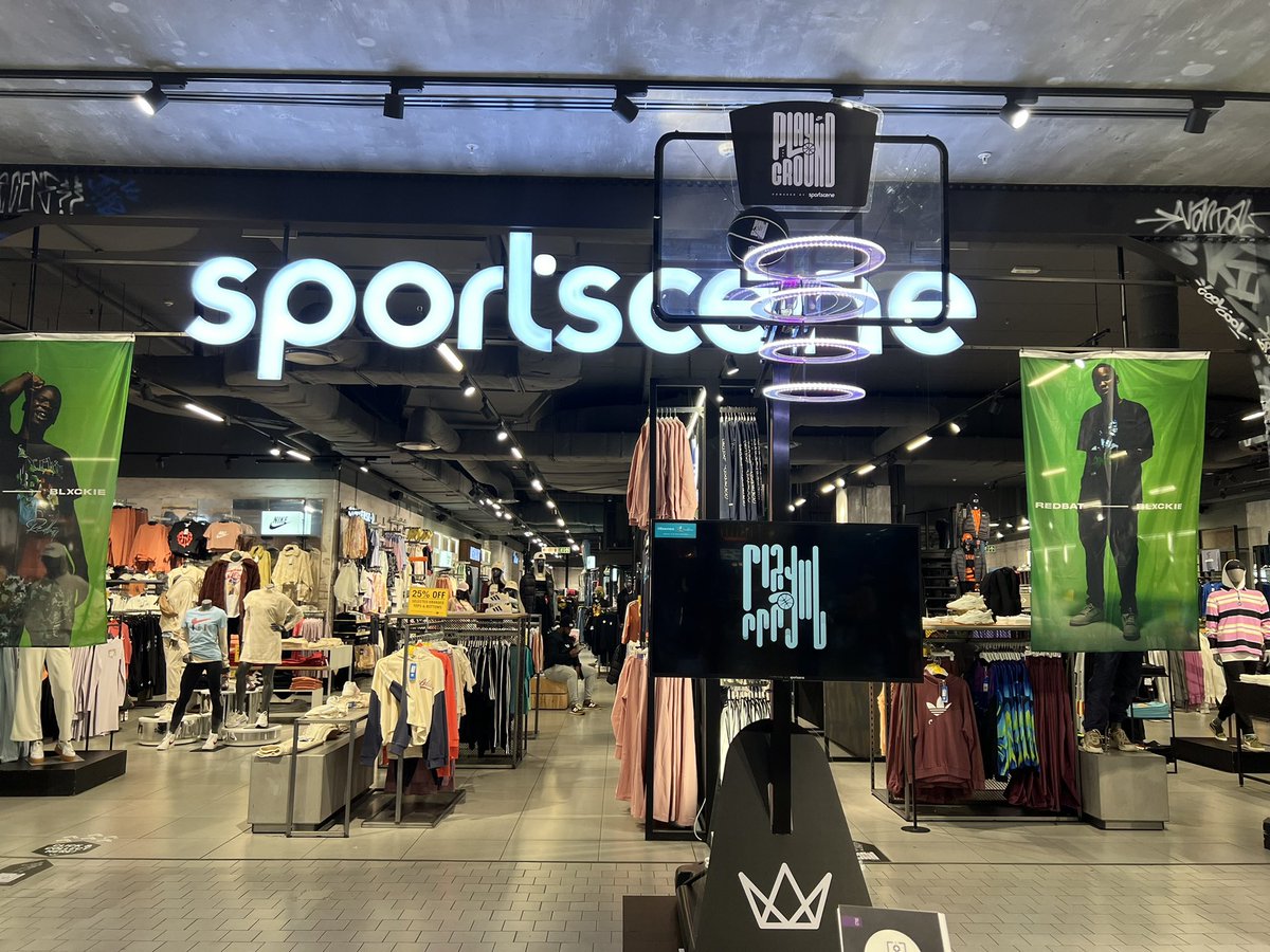 Likers_2Do's tweet photo. Taking it all the way up!!
๐๐ @blxckie___ โs collab with #redbat @sportsceneSA
#B4Now #RDBTxBlxckie #welikethings https://t.co/bxqi0rcZN5