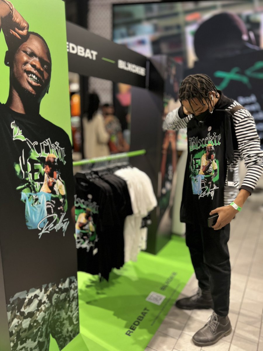 Likers_2Do's tweet photo. Taking it all the way up!!
๐๐ @blxckie___ โs collab with #redbat @sportsceneSA
#B4Now #RDBTxBlxckie #welikethings https://t.co/bxqi0rcZN5