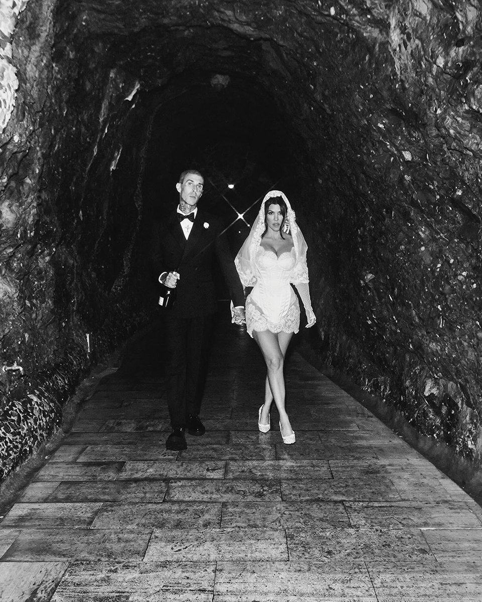 KimKardashian's tweet photo. KRAVIS FOREVER https://t.co/ZLOTd4EMYZ