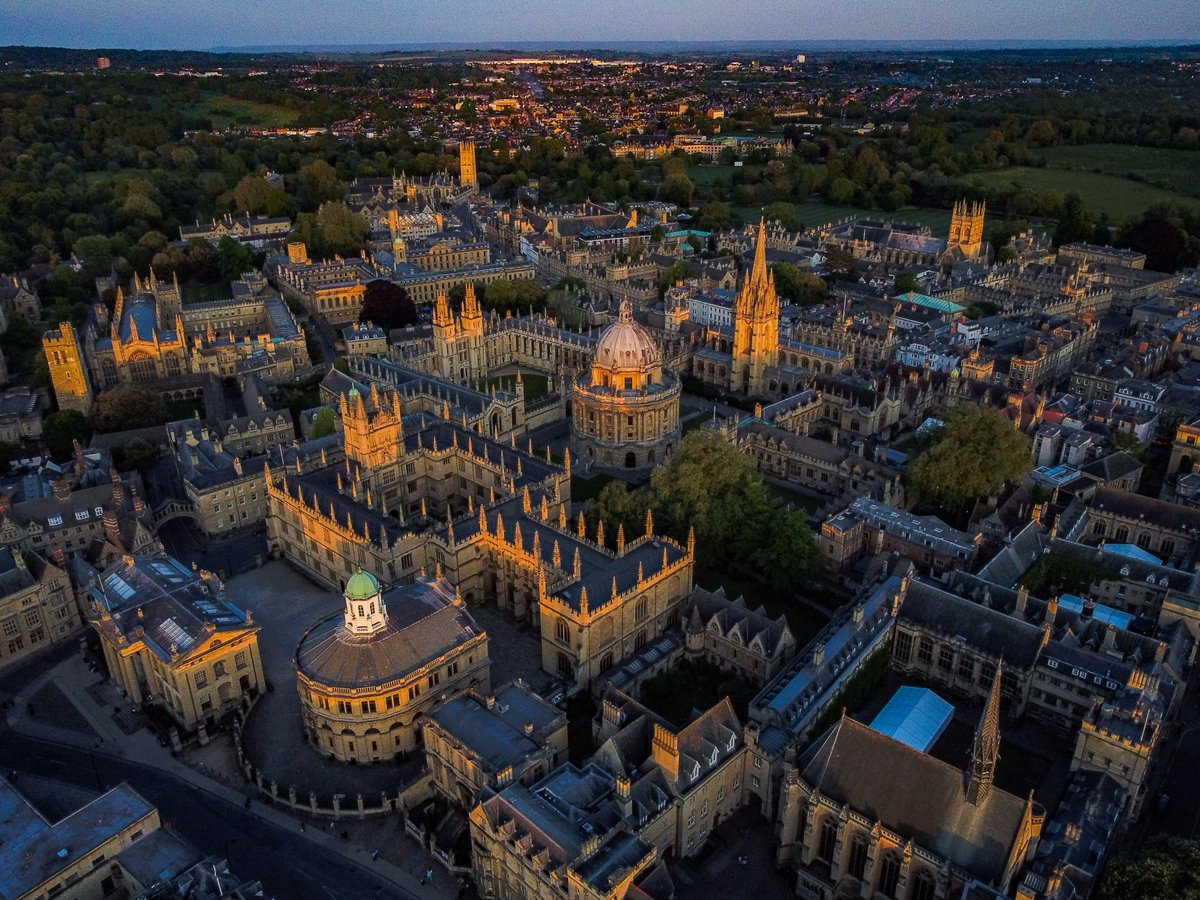 A gorgeous view of Oxford 🌤

📷 | <a href="/yushi_zhao/">Yushi ZHAO</a>