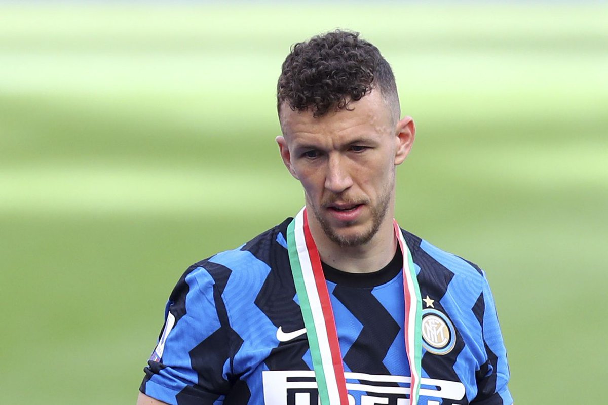 DeadlineDayLive's tweet photo. 🚨 𝐁𝐑𝐄𝐀𝐊𝐈𝐍𝐆: Tottenham are set to beat Chelsea and Juventus to the signing of Ivan Perišić. 

The Croatian has agreed a two-year deal to join Conte's revolution at Spurs.

(Source: Independent) https://t.co/fg4OHqMYgG