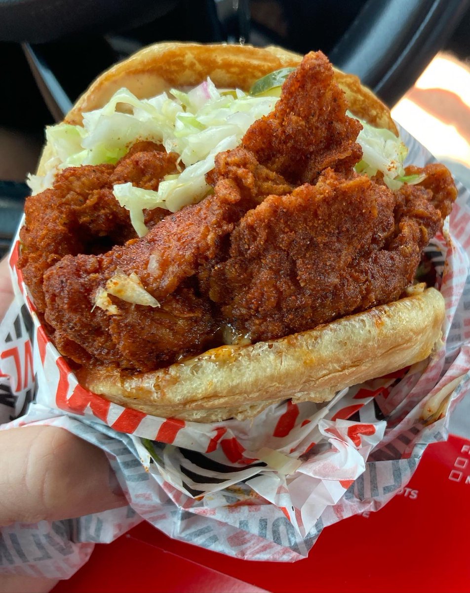 mrhyrum's tweet photo. An employee at @howlinrays overheard my wife say she didn’t want any lunch. In our bag we found an extra sandwich and a note, “On the house, just in case”.I don’t know if they were just trying to make our day or make us faithful customers, but they accomplished both. #howlinrays https://t.co/jnuCIOT0kM