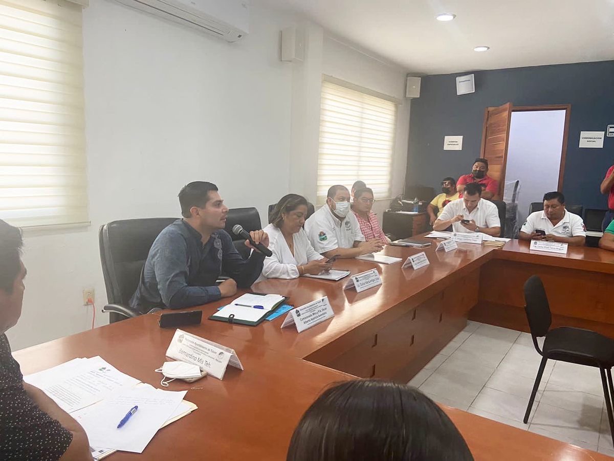 OscarAparicioA's tweet photo. Hoy asistí a la “Cuarta Sesión Extraordinaria del Comité de Planeación para el Desarrollo Municipal” (COPLADEMUN 2021-2024).
Dimos seguimiento a la presentación de los programas de planeación de sectores para el desarrollo de Tulum #Tulum #tránsito #seguridad #Tulumseguro https://t.co/9uS245DTT3