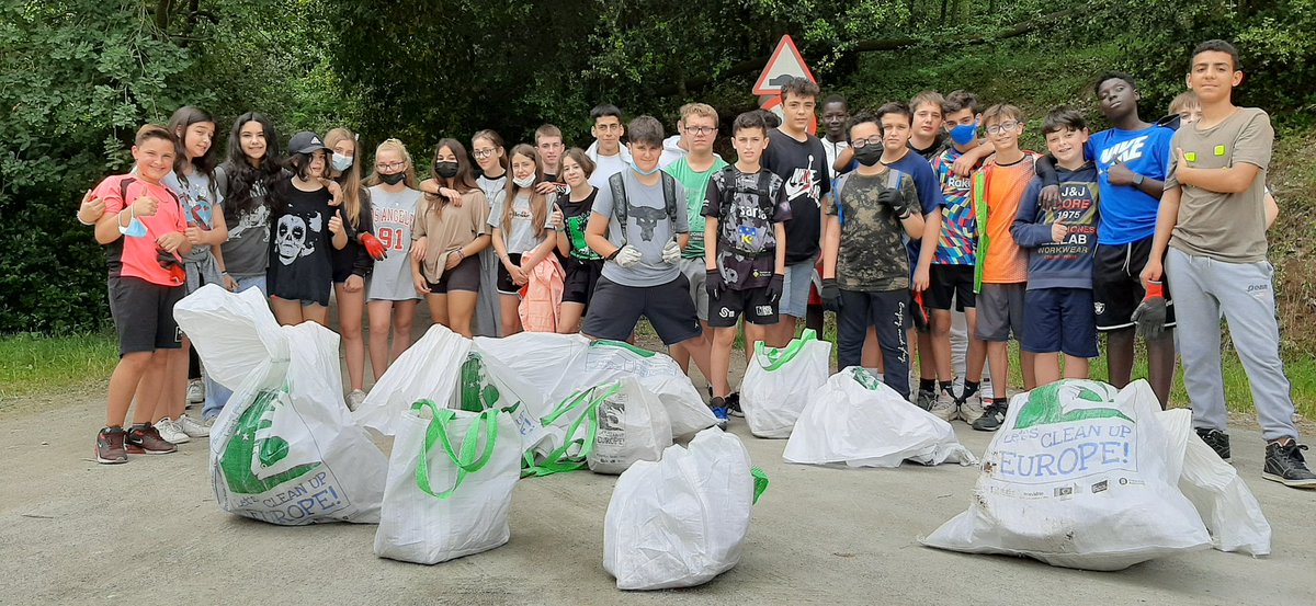 INS_Vilamajor's tweet photo. RCS Let's Clean Up!
L'alumnat de 4t ha organitzat una acció de neteja mediambiental per L'alumnat de 1r d'ESO.
@ajspvilamajor @SESantCeloni https://t.co/d98J6lMBmT